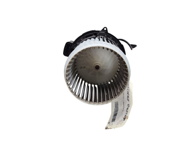 Вентилятор печки 272104788R Renault Clio V