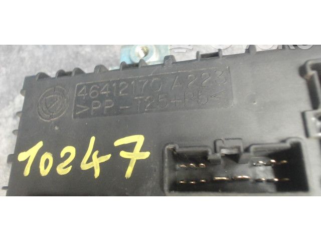 Блок предохранителей 46412170   Fiat Barchetta    