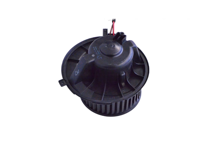 Вентилятор печки    52813916C   Volkswagen Jetta VI