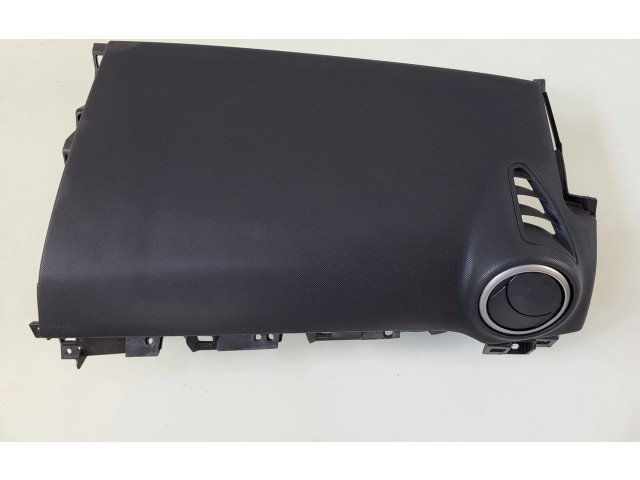 Подушка безопасности пассажира Mazda 3 I