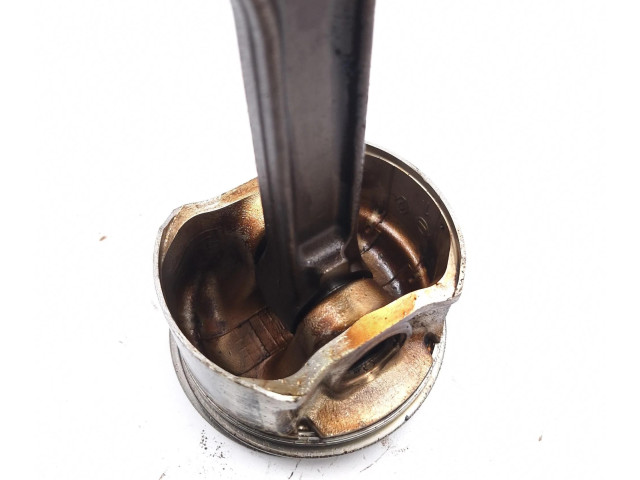 Поршень с шатуном MR20DE Nissan X-Trail T31