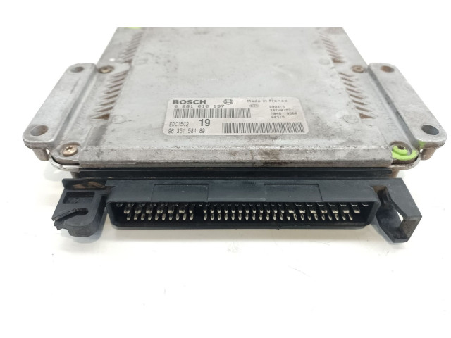 Топливная рампа 0281010137, 9635158480   Citroen Xsara   для двигателя RHY