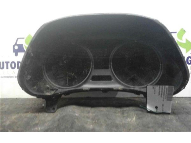 Панель приборов Lexus IS 200-300