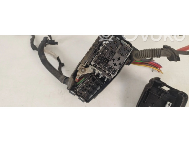 Блок предохранителей 6G9T14A067CA, 31346538 Volvo S60