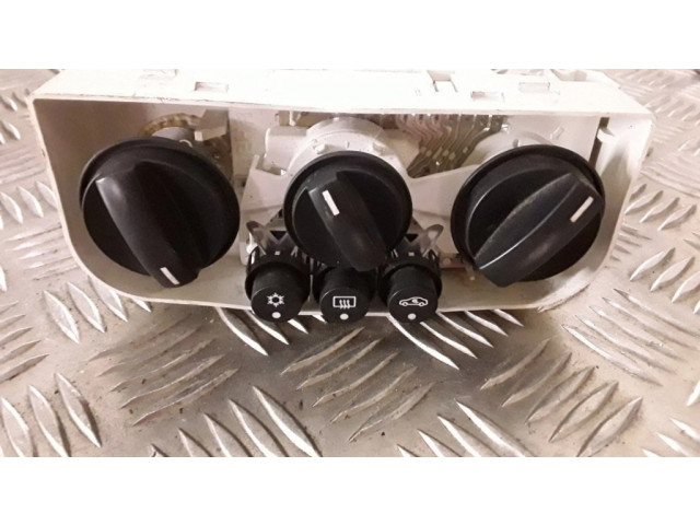 Блок управления климат-контролем 13215936   Opel Meriva A