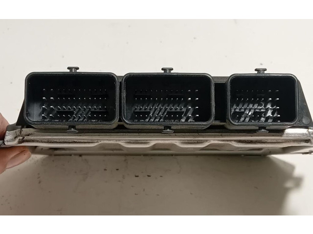 Блок управления впрыском 237108193R, 237108193R   Dacia Duster