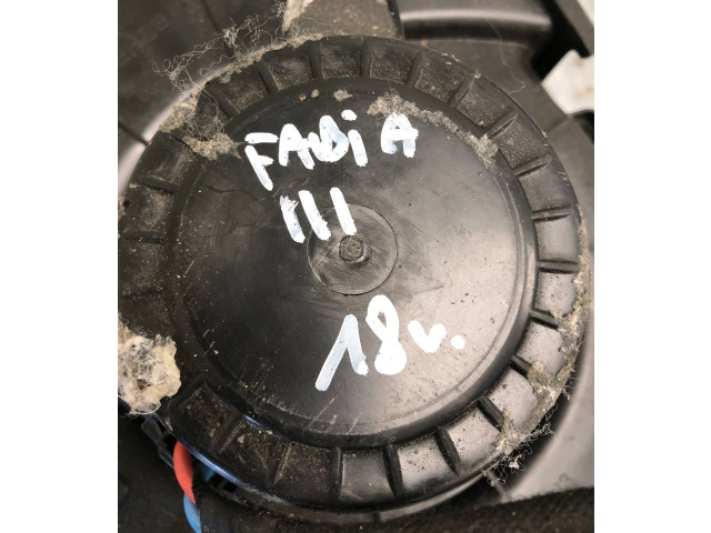 Вентилятор печки 6R1819015A Skoda Fabia Mk3 (NJ)