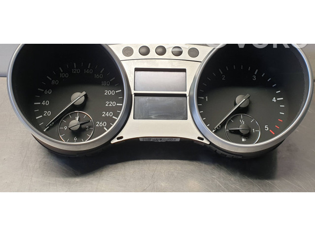 Панель приборов A2514405847, A2C53337595   Mercedes-Benz R W251       