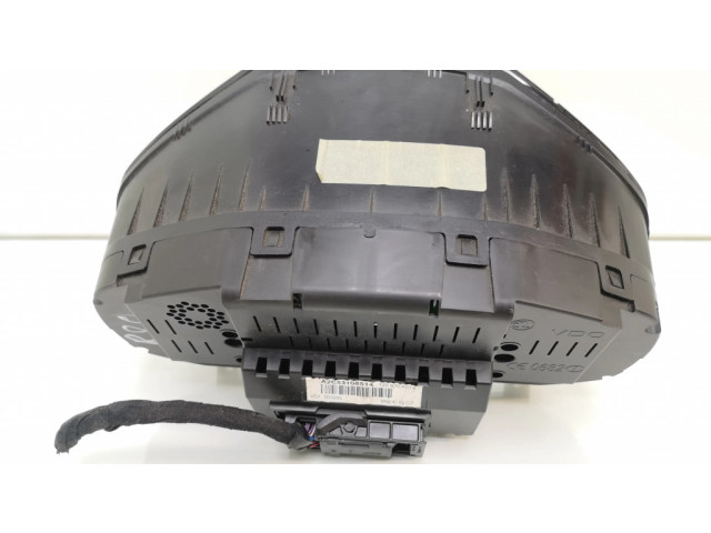 Панель приборов 1Z0920810E, A2C53106514 Skoda Octavia Mk2 (1Z)