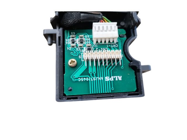 Ручка стеклоочистителей 9452391   Volvo V70