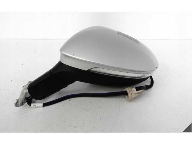 Зеркало электрическое Volkswagen Golf VIII 2019 - года