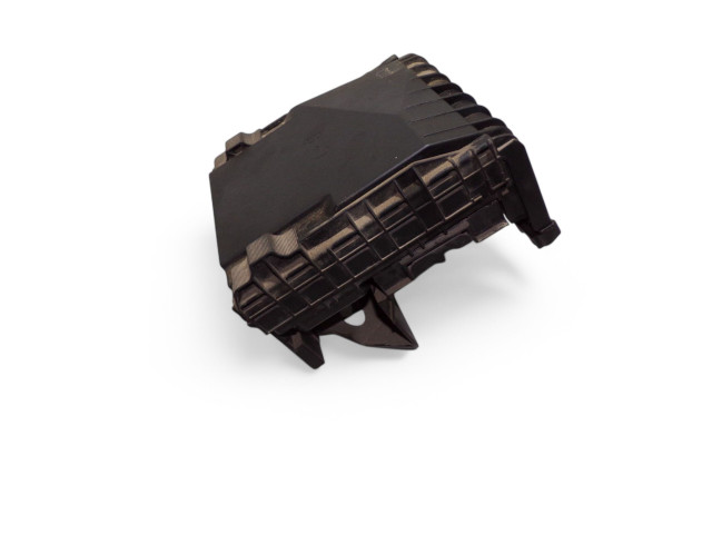   Pojistková skříňka 1K0937132F, 1K0937132G   Volkswagen Caddy 2011