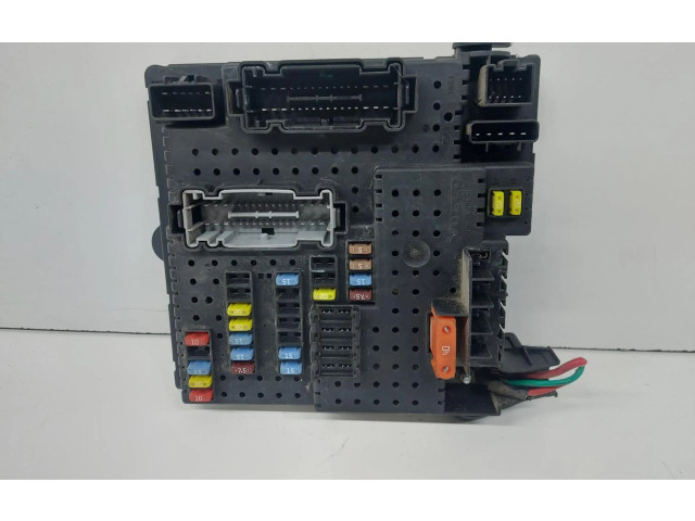 Блок предохранителей 12217799 Volvo XC90