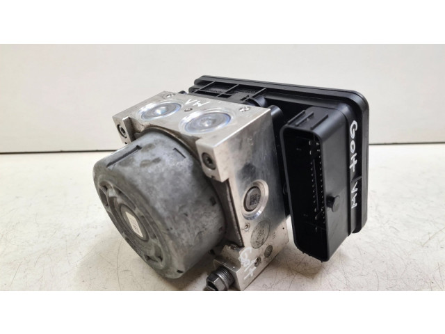 Блок АБС 5Q0907379AE, 5Q0614517AK Volkswagen Golf VII 2013-2019 года