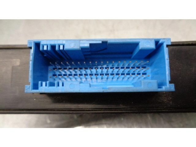 Блок управления 6925567, 1452560   BMW 1 E81 E87