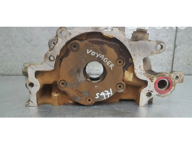 Масляный насос 04667353 Chrysler Voyager