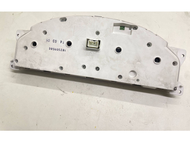 Панель приборов 30682277, 8602885   Volvo V70       