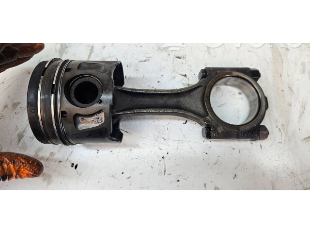 Píst 9812818680 Ford S-MAX TXWA dw10c