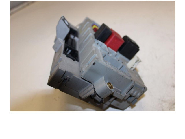 Блок предохранителей 51769367   Fiat Doblo