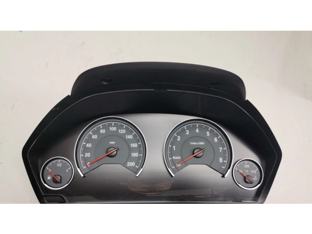 Přístrojová deska BMW M3 F80 2016 9272664