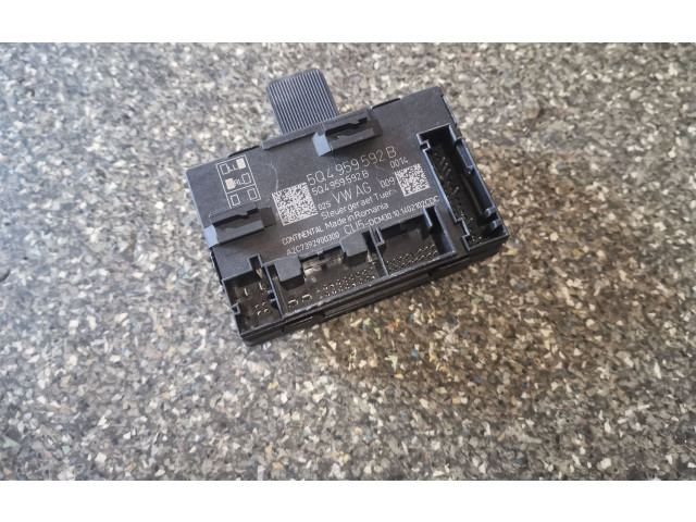 Блок управления 5Q4959592B Skoda Octavia Mk3 (5E)