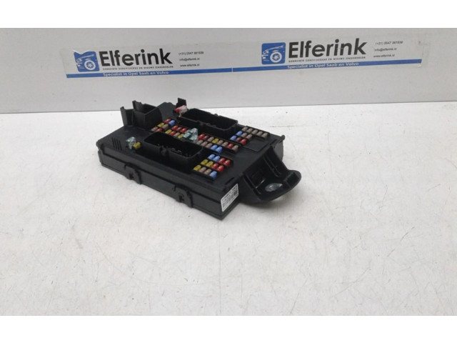 Блок предохранителей 31346672, 31346672 Volvo XC90