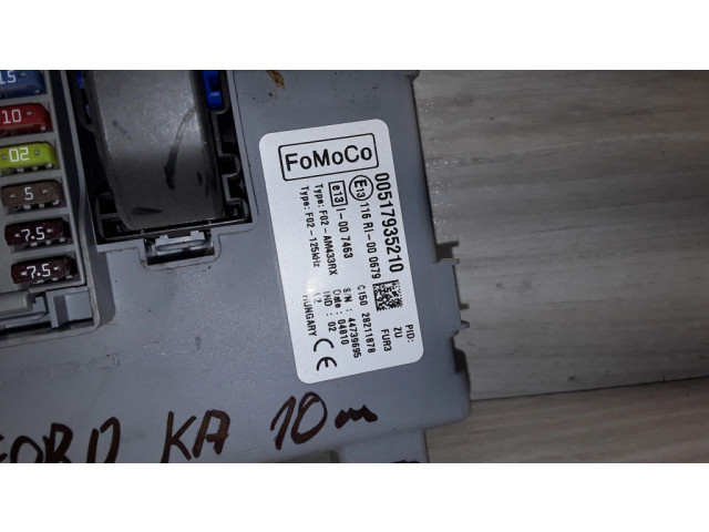 Pojistková skříňka 00517935210 Ford 2009
