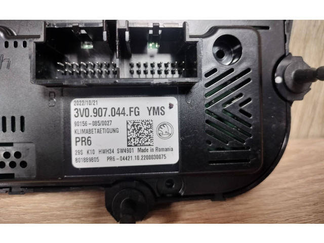Блок управления климат-контролем 3V0907044FG   Skoda Superb B8 (3V)