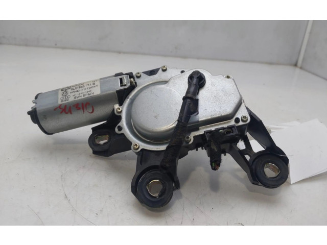 Моторчик заднего дворника 8L0955711B    Audi A3 S3 8L