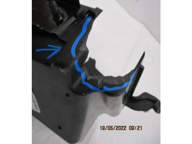 Pojistková skříňka Peugeot 5008 II 2016