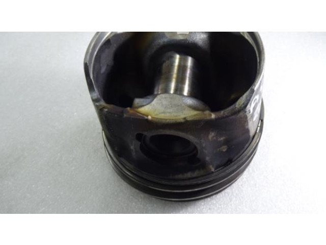 Píst 6325A, 0687776302 Opel Astra K B 16 DTH