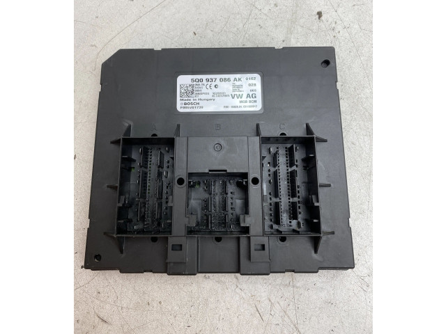 Блок комфорта 5Q0937086AK Skoda Octavia Mk3 (5E)