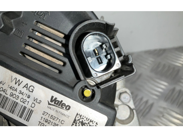 Генератор 04L903021D Audi Q3 F3