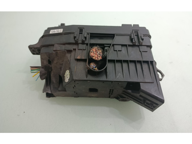   Pojistková skříňka 95471067   Opel Antara 2012