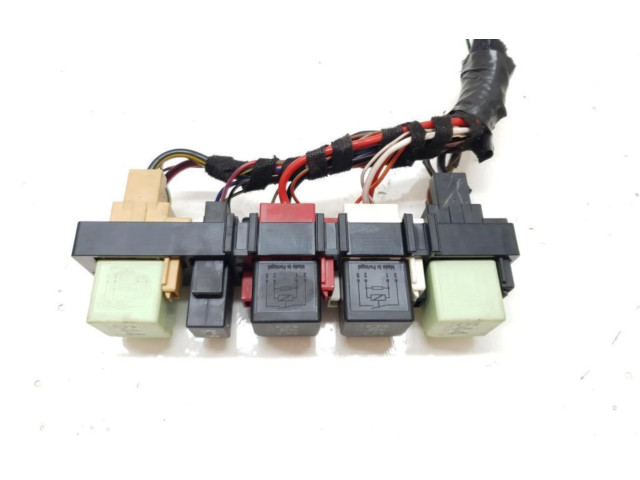 Блок предохранителей  7N0937503A, 7N0937503A   Skoda Octavia Mk2 (1Z)    