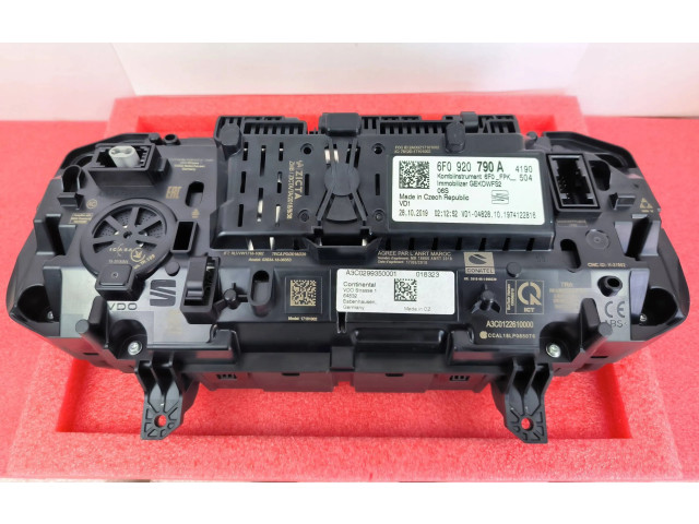 Панель приборов 6F0920790A Seat Tarraco