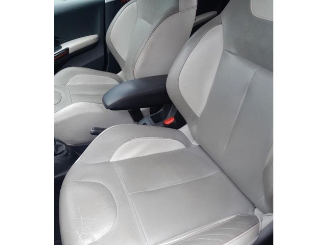 Радио/ проигрыватель CD/DVD / навигация    Peugeot 208    