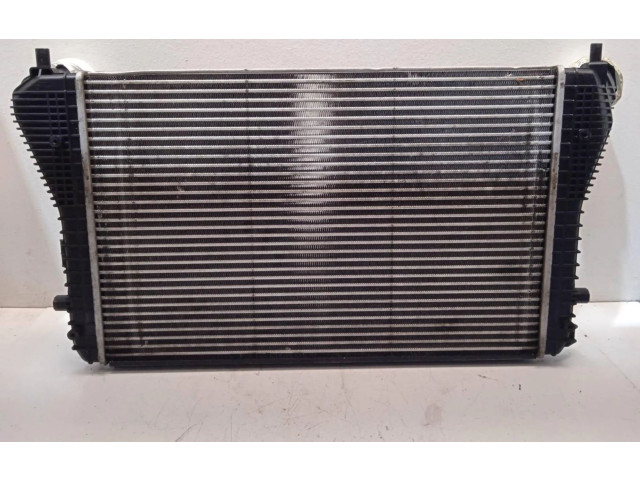 Интеркулер 1K0145803E Skoda Octavia Mk2 (1Z)