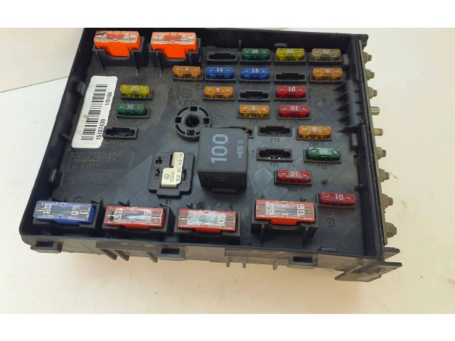 Pojistková skříňka 3C0937125, 63592777 Audi A6 S6 C6 4F 2006