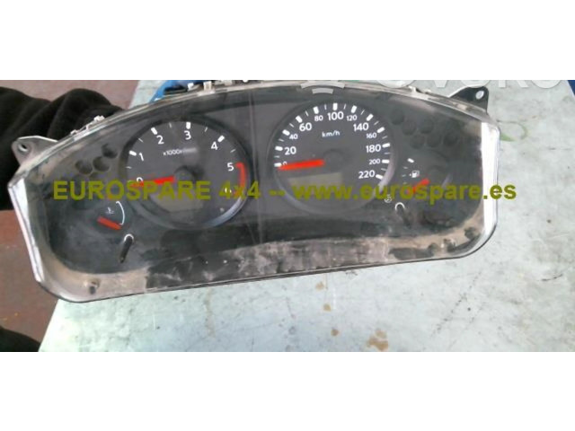 Přístrojová deska Nissan Navara D22 2009 22680, 75000