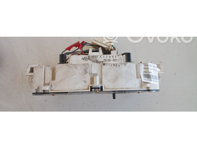 Дисплей    MR41796E   Mitsubishi Montero