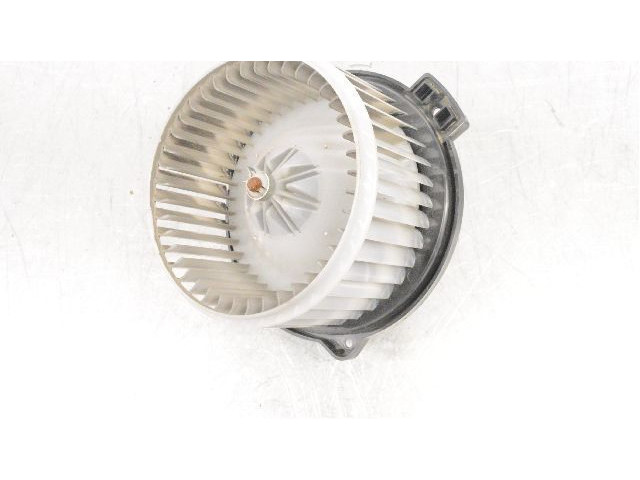 Вентилятор печки Mitsubishi Pajero