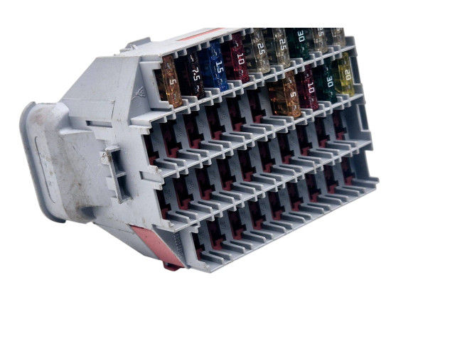 Блок предохранителей 9162439 Volvo S80