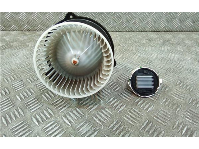 Вентилятор печки HB111D65106, 8727000701 Mazda CX-3