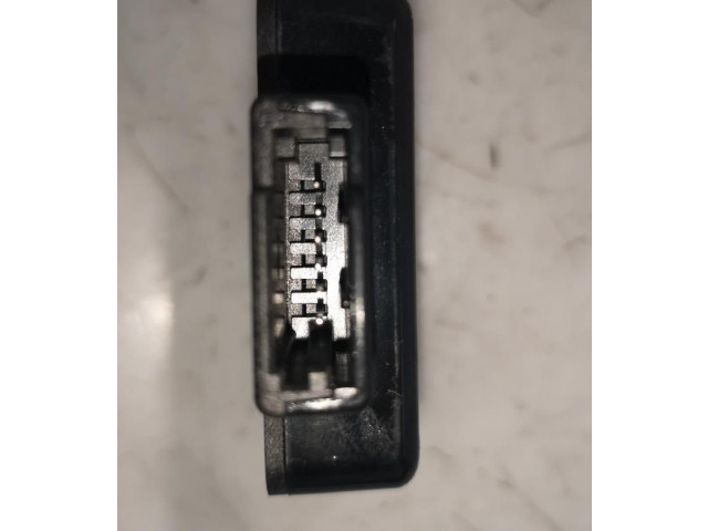 Блок управления DE8T19H463DC   Ford B-MAX