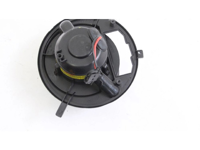 Вентилятор печки 3C2820015F, 3C2820015F Skoda Octavia Mk2 (1Z)