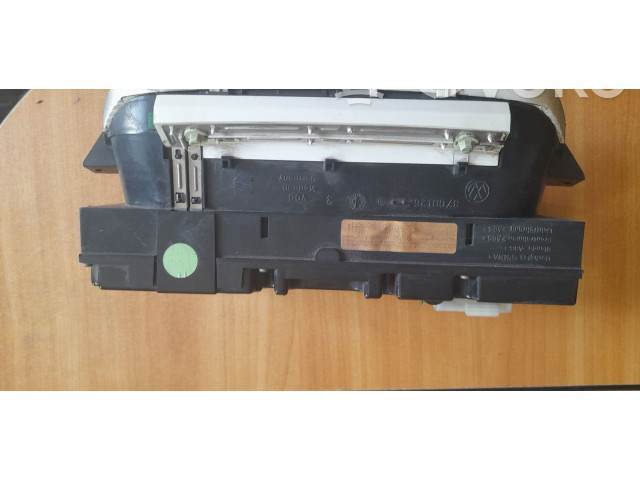 Панель приборов 87001262 Volkswagen Golf III