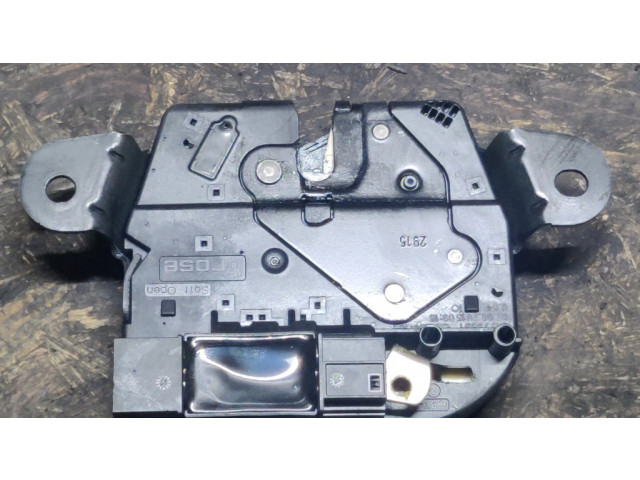 Zámek zadních dveří 04776991, 16367210 BMW 2 F46 2016