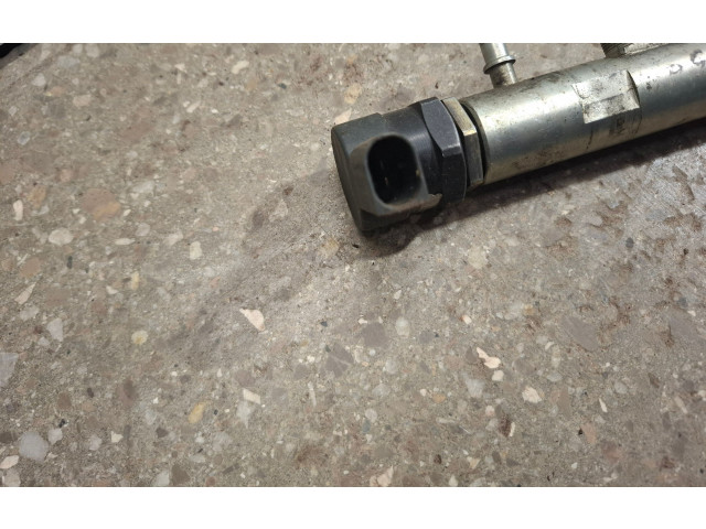 Vstřikovací lišta 7792492, 779249204 BMW 7 E65 E66