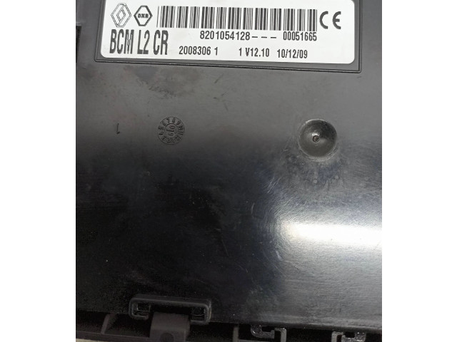 Блок комфорта 8201054128, 20083061   Renault Clio III   